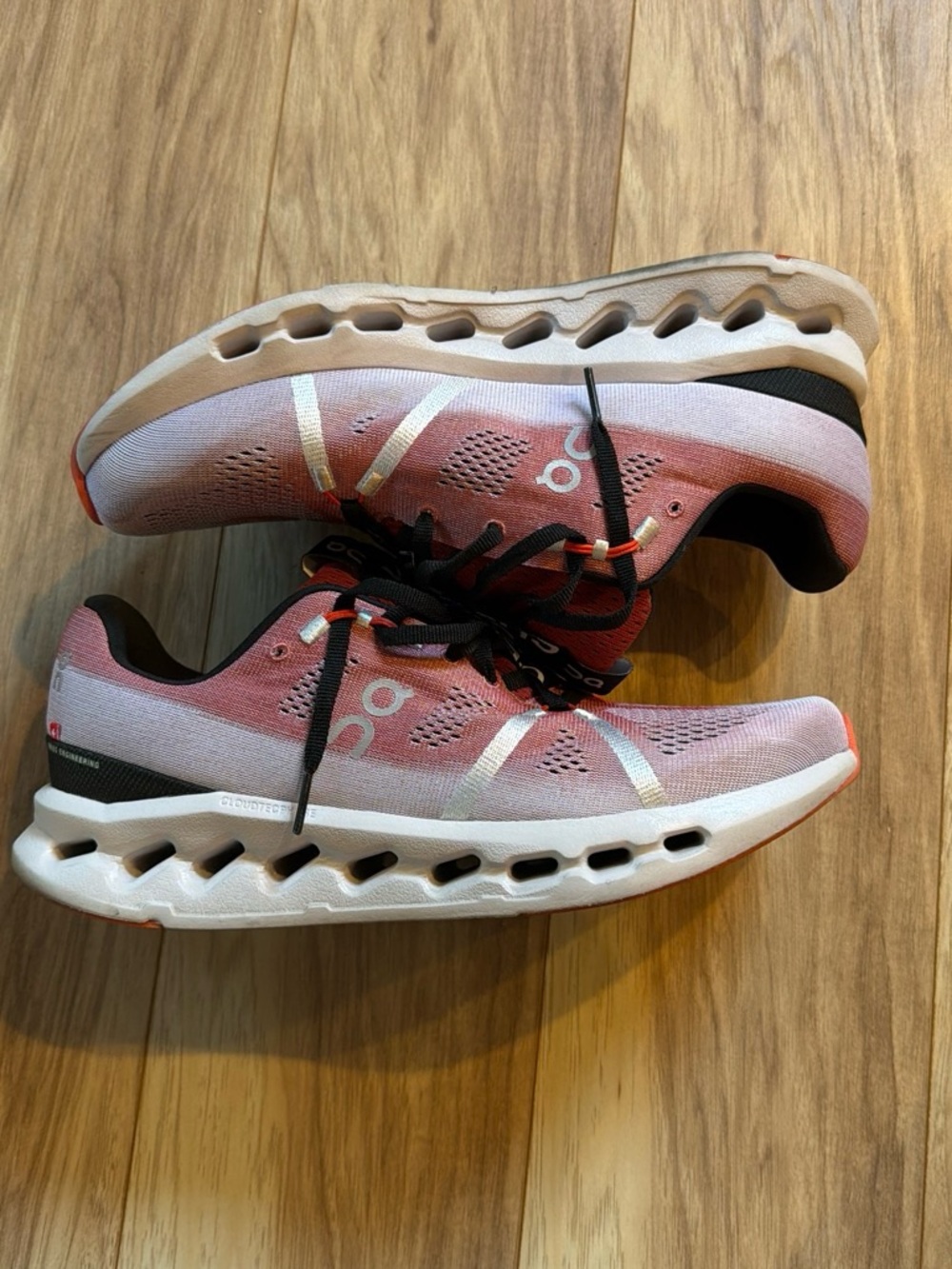 On Cloud Red & White Waverunner running shoes